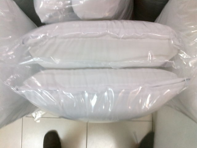 Fabrica de almohada estandar con cierre precio menudeo 149 pesos, precio especial comprando arriba de 10 piezas.